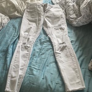 White, medium high rise, ripped  jeans
